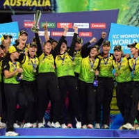 நடப்பு சாம்பியன் ஆஸ்திரேலியா பெண்களின் T20 உலகக் கோப்பை பட்டத்தை வென்றது.