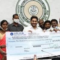 Jaganmohan Reddy Launches “jegananna chedodu” scheme in Andra Pradesh